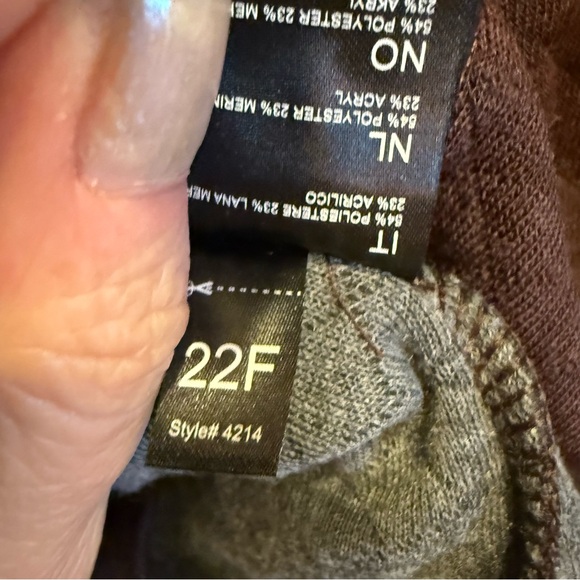 Kuhl Women’s Athena Maroon and Gray High Neck Sweater sz L - Picture 9 of 11